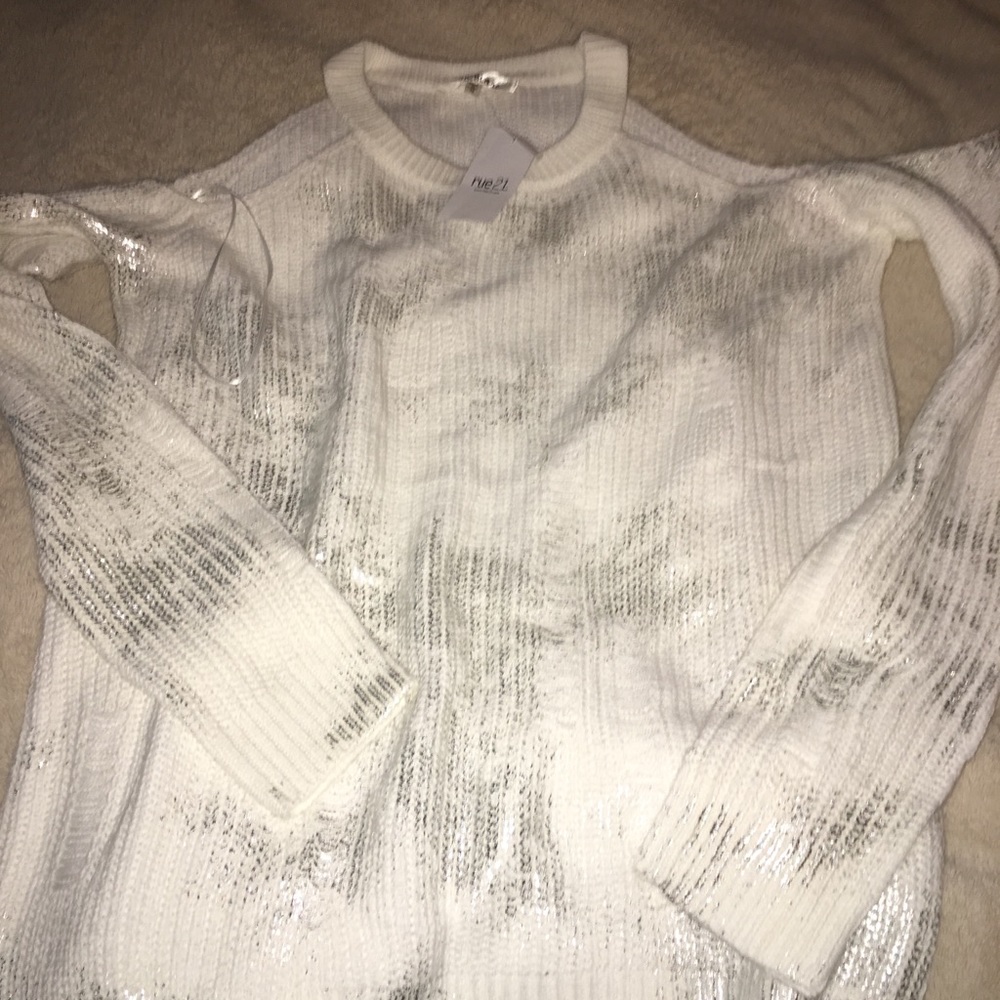 Rue 21 cold shoulder sweater